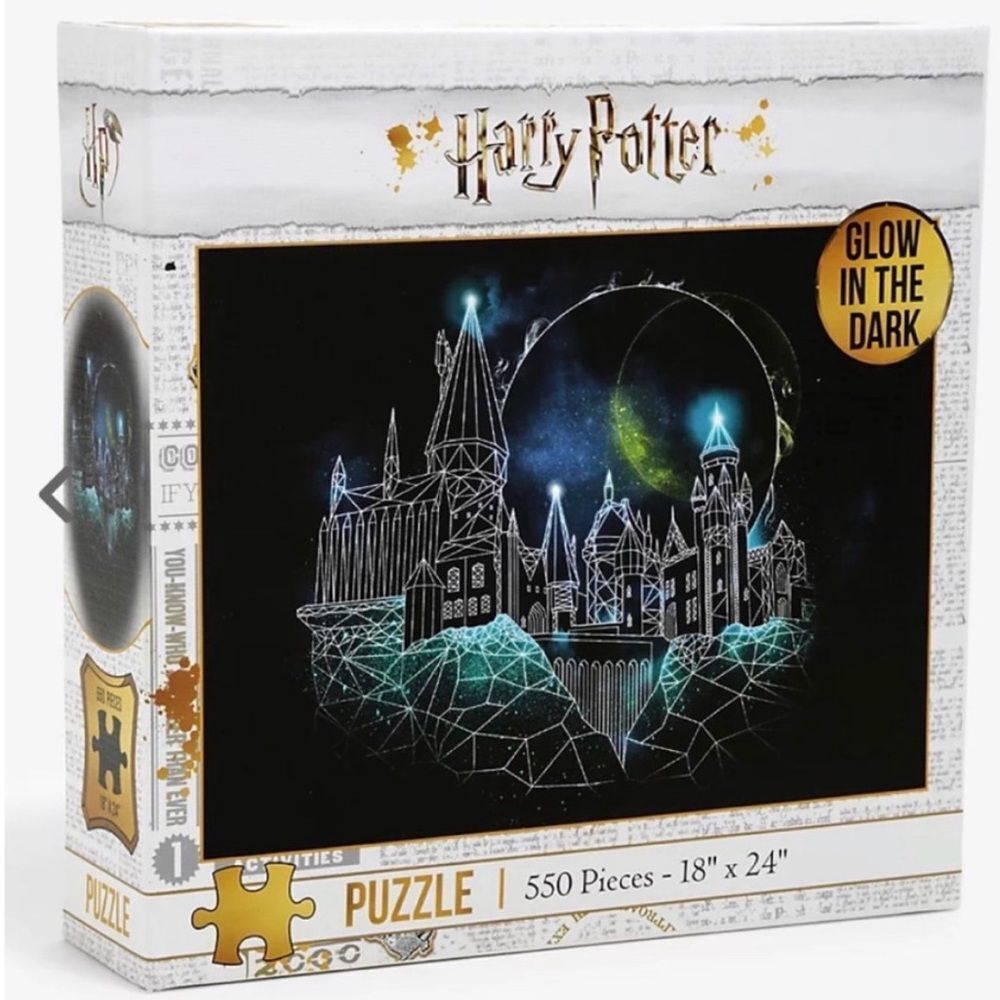Harry Potter Glow-In-The-Dark Hogwarts Puzzle NEW IN BOX